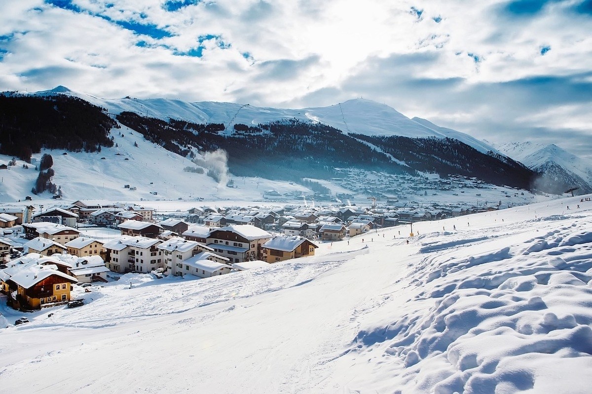 A village in the snowy French Alps